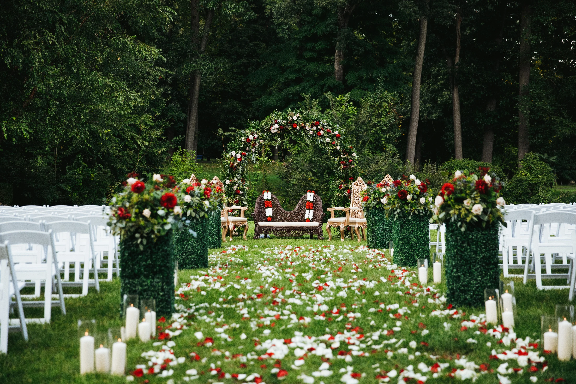 Services 8 rose petals