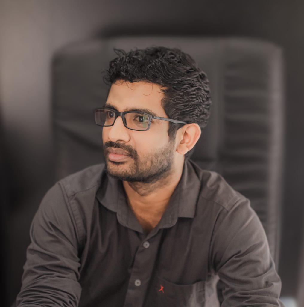 About 1 Chinthaka Sugathapala thambaravila flora Founder Designer